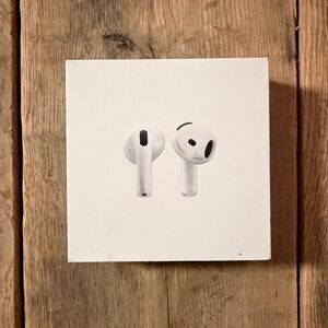 AirPods 4